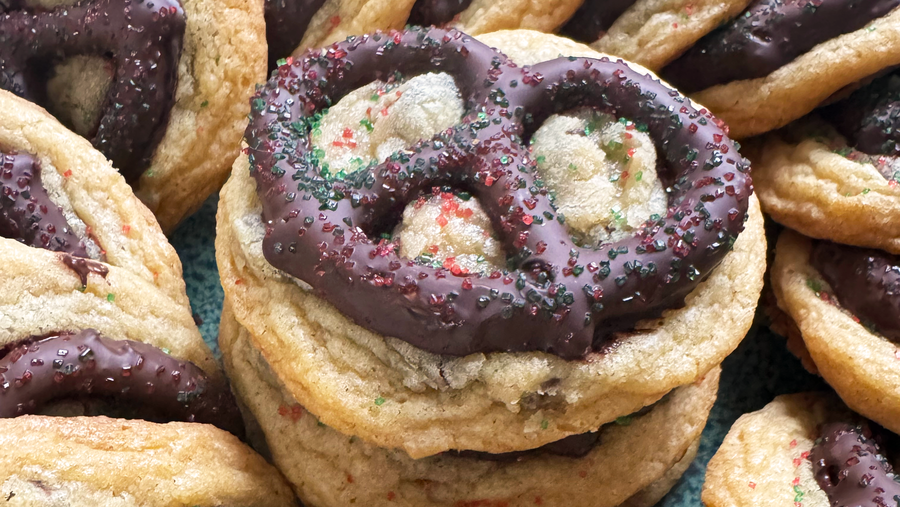 Dark Chocolate Wetzel Cookie Crunch