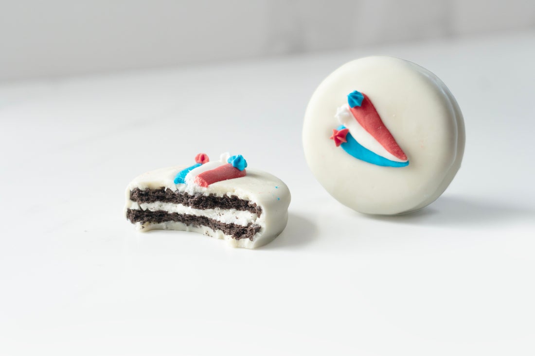 White Chocolate Covered Oreo with Deco