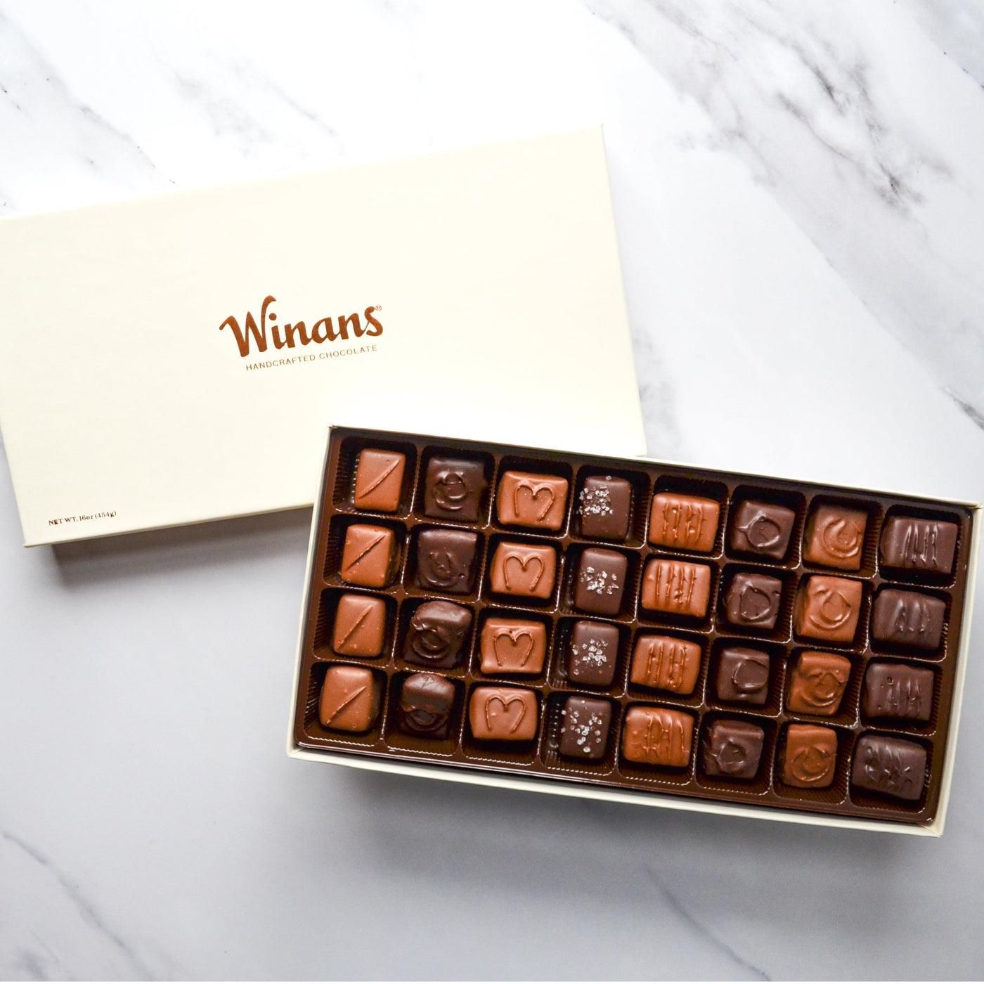 Winans one pound Signature gift box