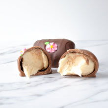 Winans 4oz and 8oz Filled Easter Eggs, Boxed